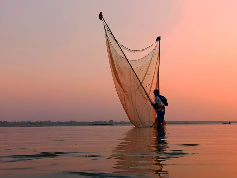 জীবনযুদ্ধ/জলে জেলের জীবন